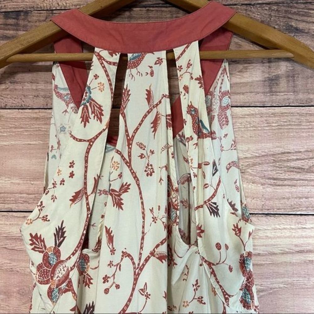 Pithecanthropus Floral Top - Picture 5 of 6